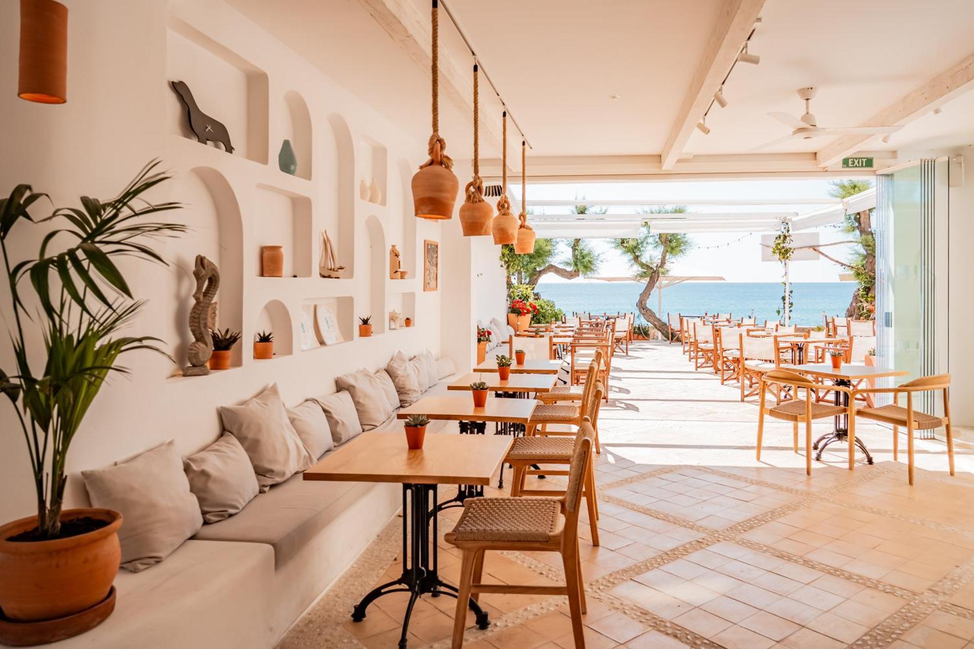 The Sea Club Bed & Breakfast 3*