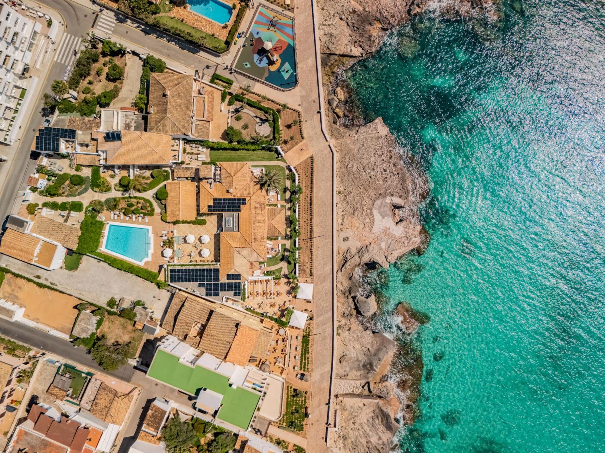 The Sea Club Bed & Breakfast 3*